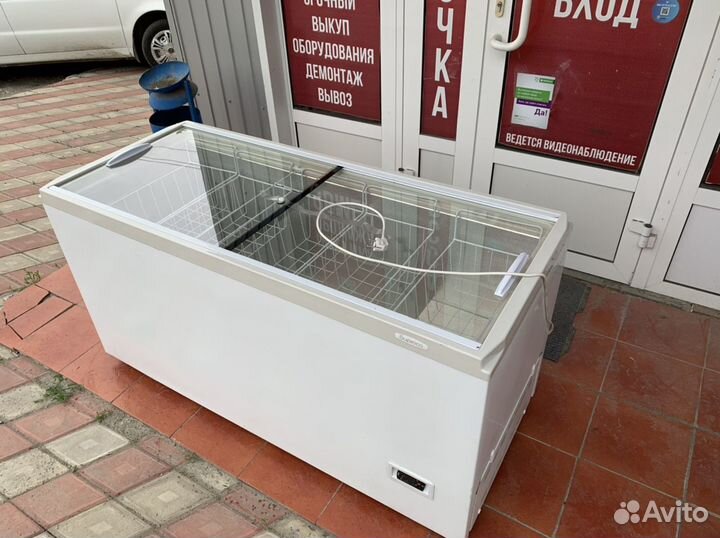 Морозильный ларь витрина