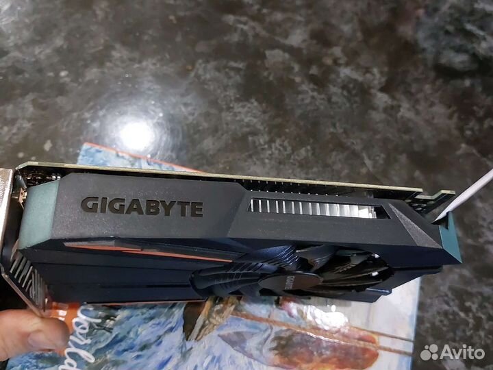 Видеокарта gtx 1050 2gb