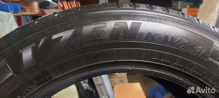 Kumho I'Zen KW31 235/60 R18 107