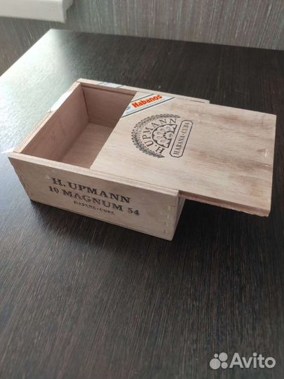 Коробка от кубинских сигар Upmann