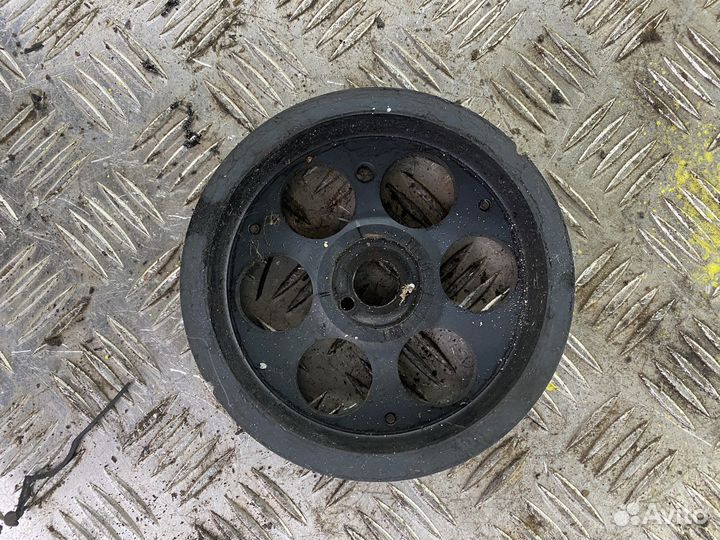 Шестерня (шкив) распредвала Opel Astra G 1.7 Y17DT