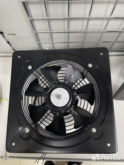 Вентилятор вытяжной осевой