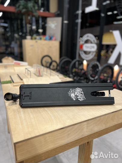 Дека Tech Team Harpy