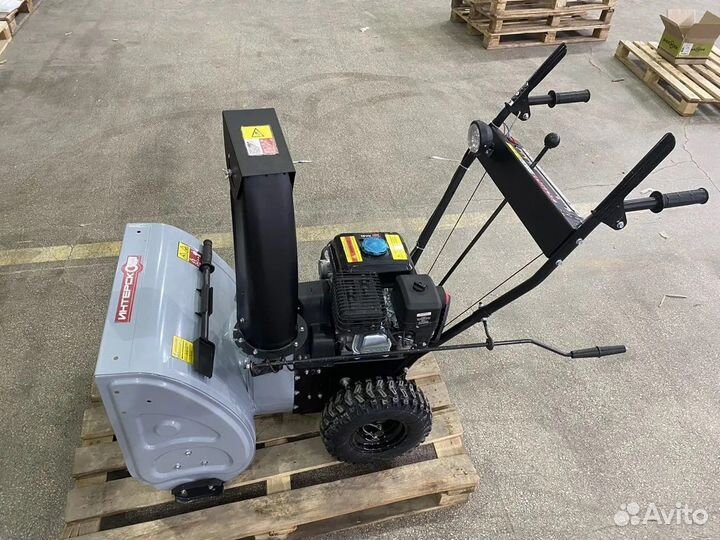 Снегоуборщик Интерскол Смб-650 Э