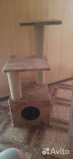 Домик для кошки с когтеточкой бу