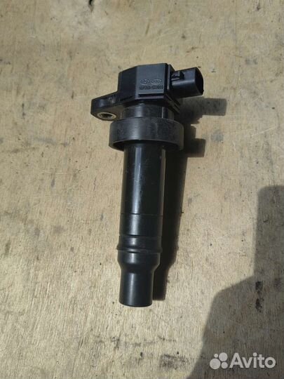 273012B010 Катушка свечи зажигания Kia Hyundai