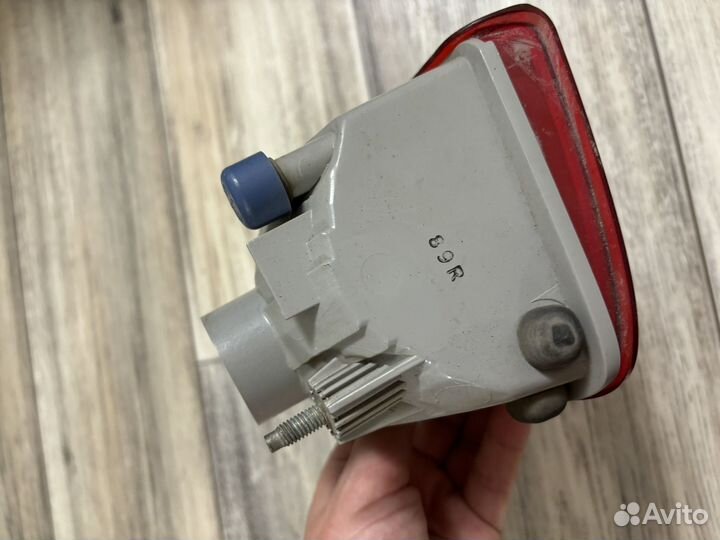 Задние фонари крузака 200