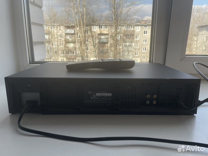 Видеомагнитофон panasonic