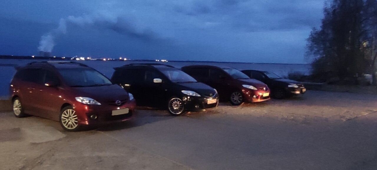 Mazda 5: фото владельца
