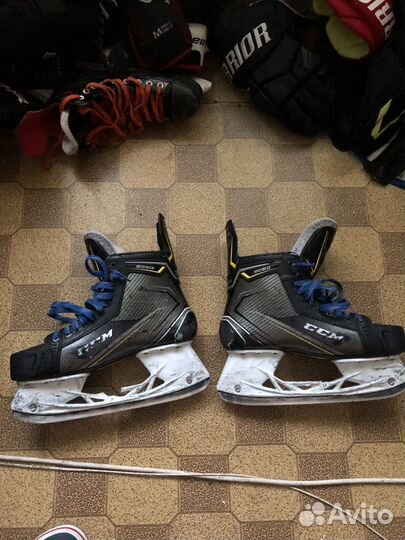 Коньки хоккейные ccm 9060 10 D