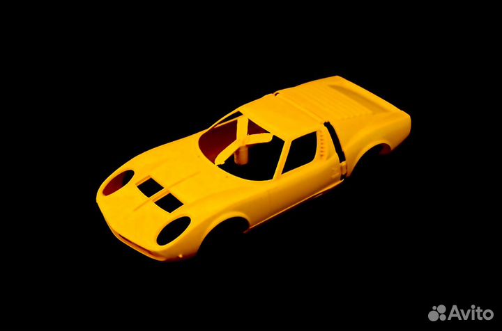 Сборная модель Lamborghini Miura