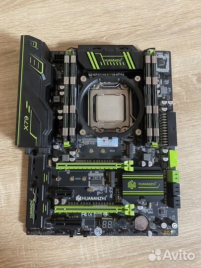 Комплект (2011): мать X79 + xeon 2689 + 16 озу