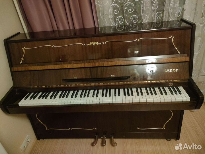 Пианино Аккорд