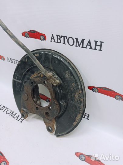 Щит тормозной задний правый Nissan X-Trail T31