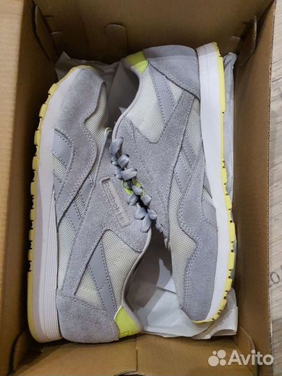 Кроссовки женские Reebok