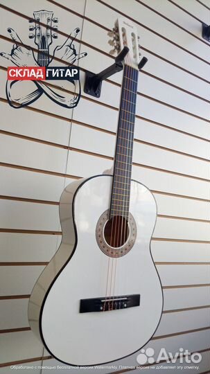 Классическая гитара Belucci 3905 WH