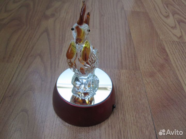 Фигурки стеклянные(собака, петух)