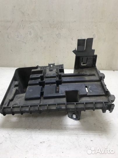 Полка аккумулятора Opel Meriva A
