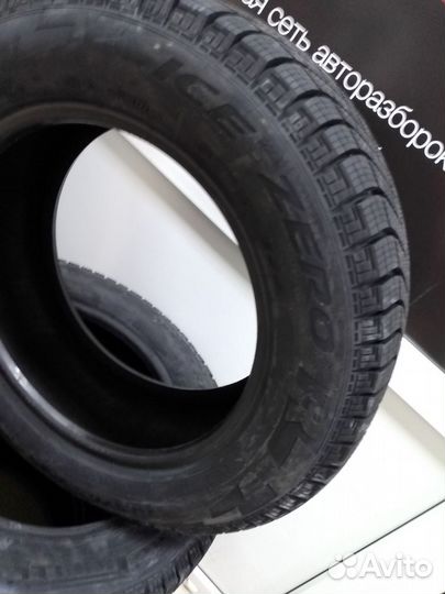 Pirelli Ice Zero 185/65 R15 92T