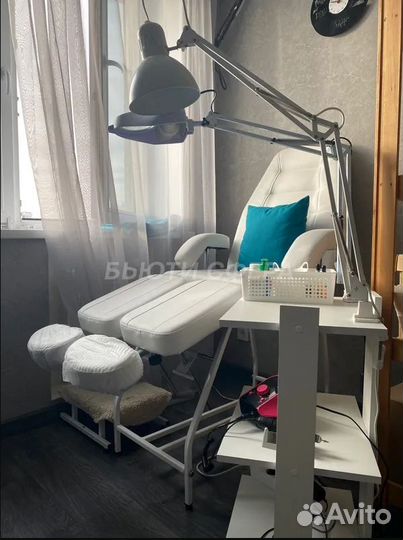 Кресло педикюрное