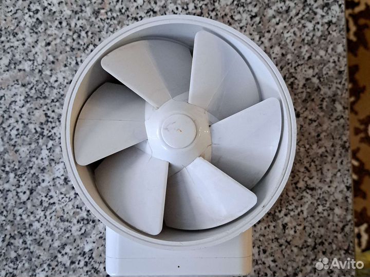 Вентилятор вытяжной канальный 125