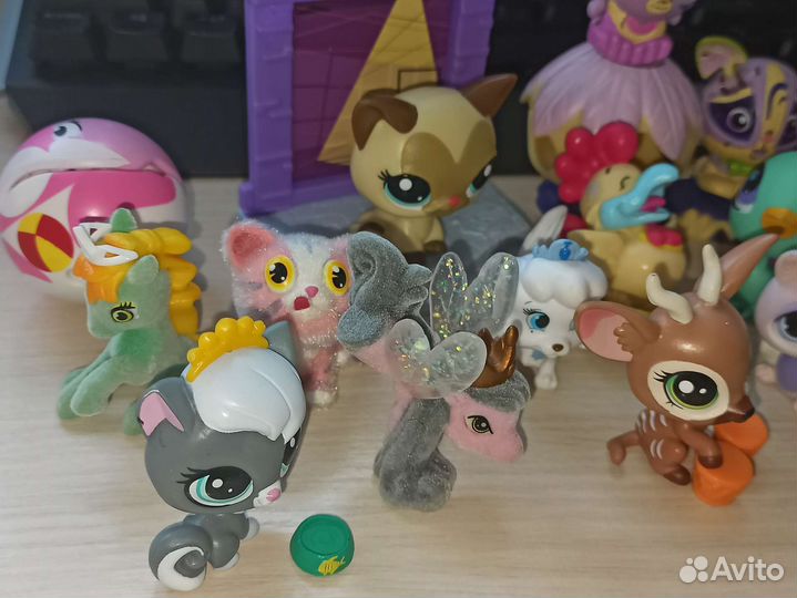 Игрушки Littlest Pet Shop, пони, кошки и другие