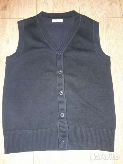 Жилетка для мальчика школьная