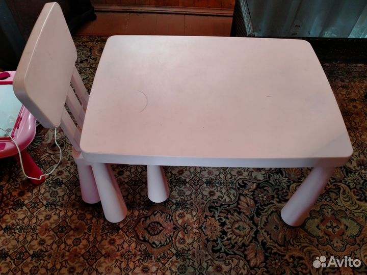 Детский стол и стульчик икеа