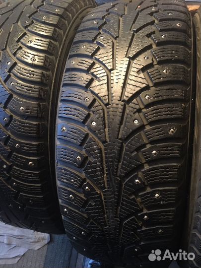 Nokian Tyres Hakkapeliitta 4 215/55 R17