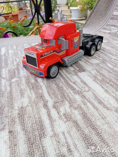 Игрушки машинки