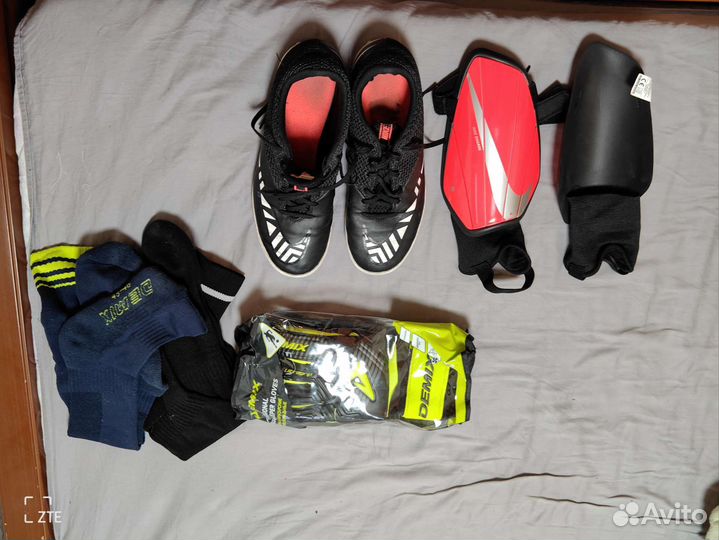 Бутсы nike 42 размер