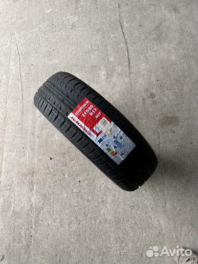 Fronway EcoGreen 66 215/60 R17 96T