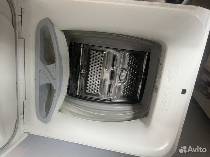 Стиральная машина с вертикальной загрузкой