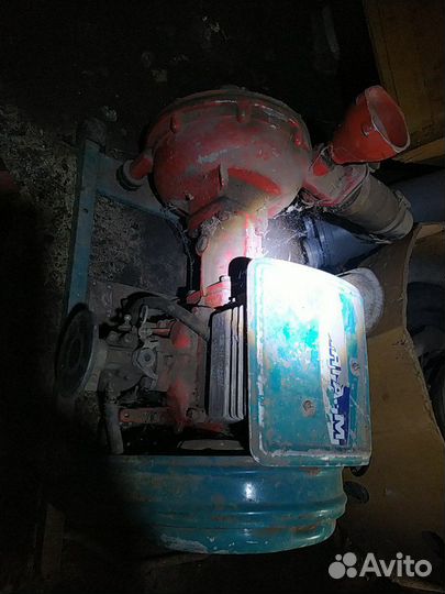 Помпа для воды бензиновая