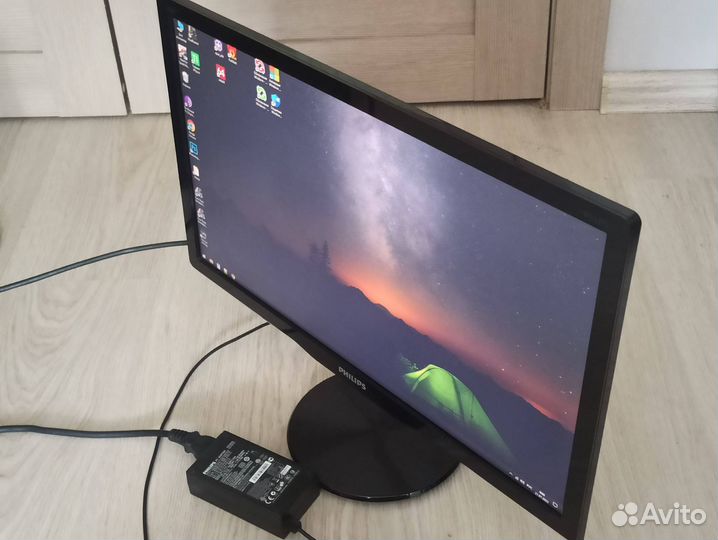 Монитор Philips 227E4Q 21.5