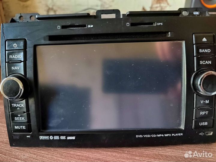 Головное устройство на Land Cruiser Prado 120