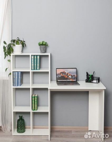 Стеллаж со столом новый