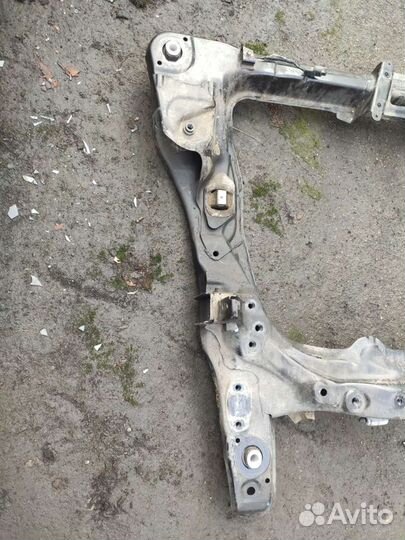 Подрамник 2.4 Honda Accord 8 2.4