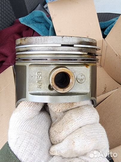 Поршень на 4216