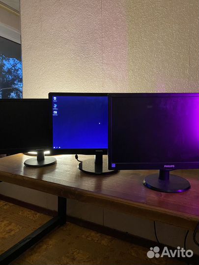 Монитор Philips