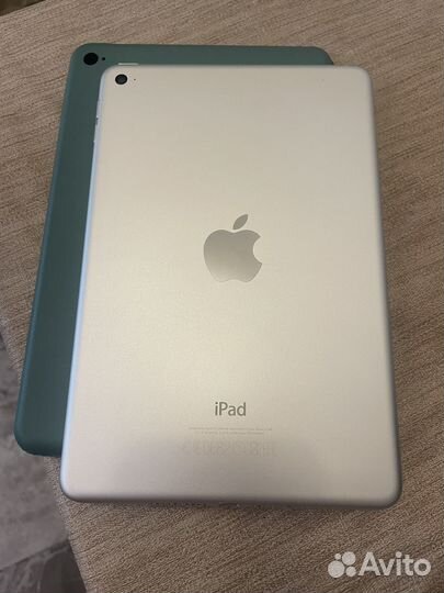 iPad mini 4 64gb