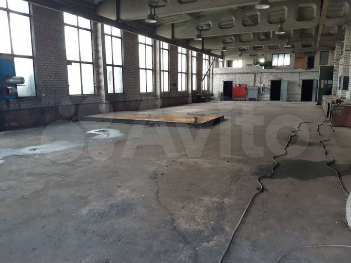 Склад, 700 м²