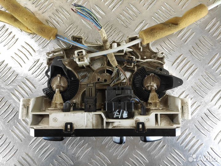 Блок управления отопителя климатической установки