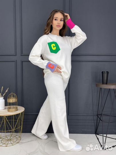 Спортивный костюм женский новый