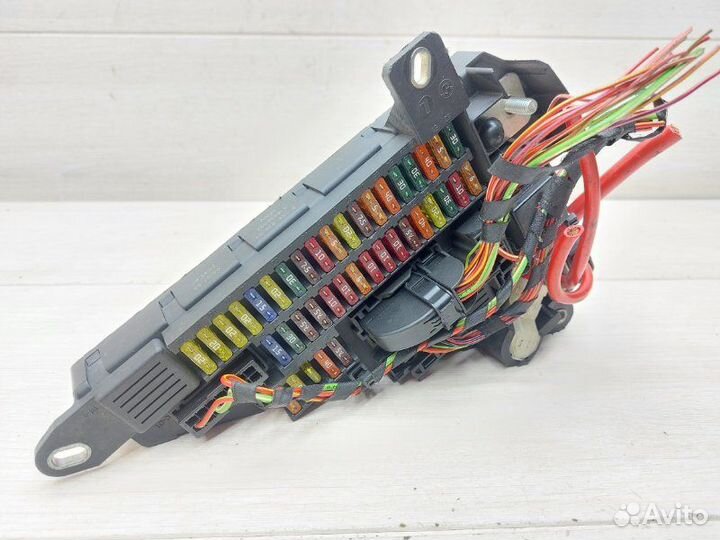 Блок предохранителей Bmw 5 Е60 M57N2 2009
