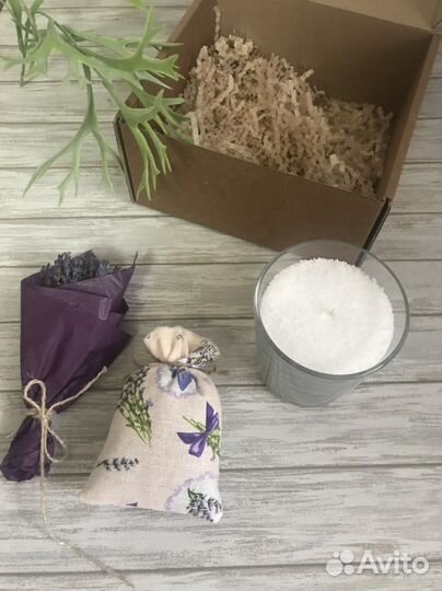 Подарочный набор свеча ароматическая,лаванда, саше