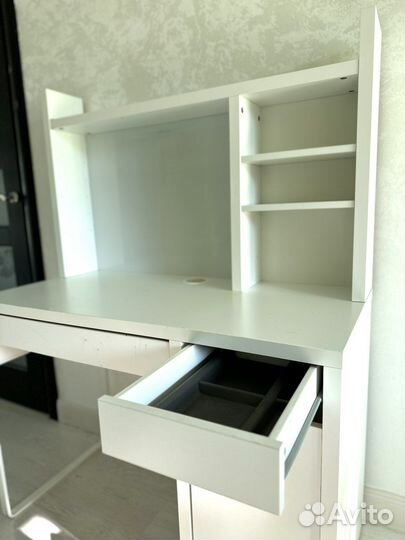 Продам письменный стол IKEA