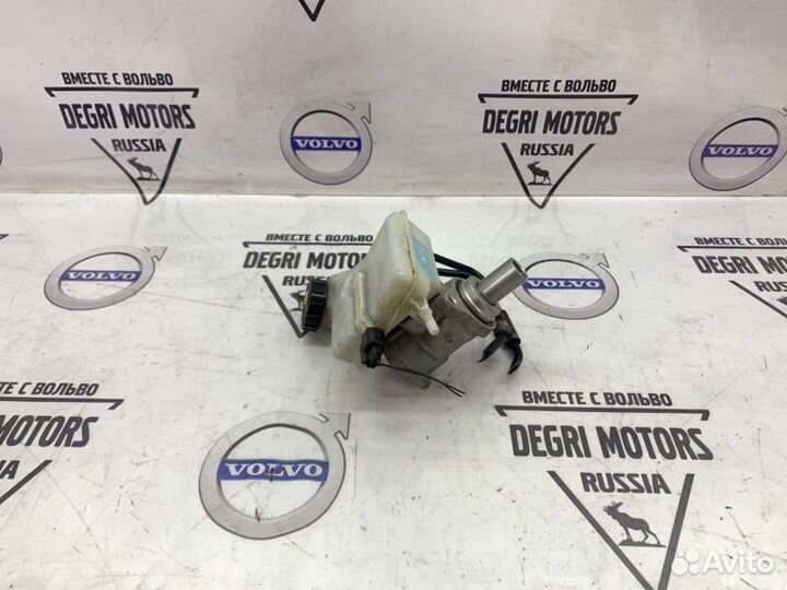Главный тормозной цилиндр Volvo C30 C70 S40 V50