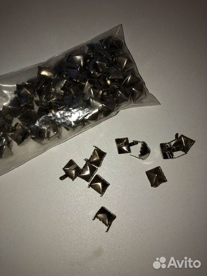 Заклепки для одежды и ремней