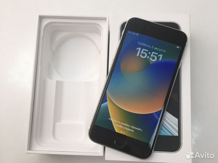 Б/у iPhone SE 2 64gb White